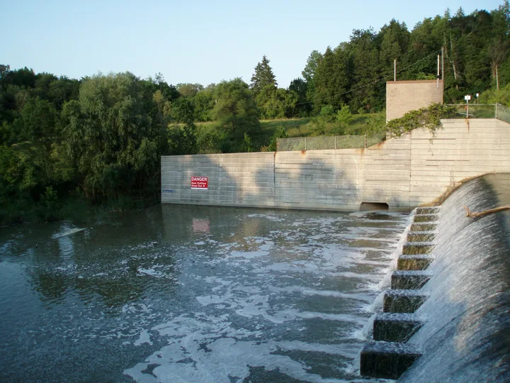 Water flowing over Milne Dam in Markham, photographed in 2008.